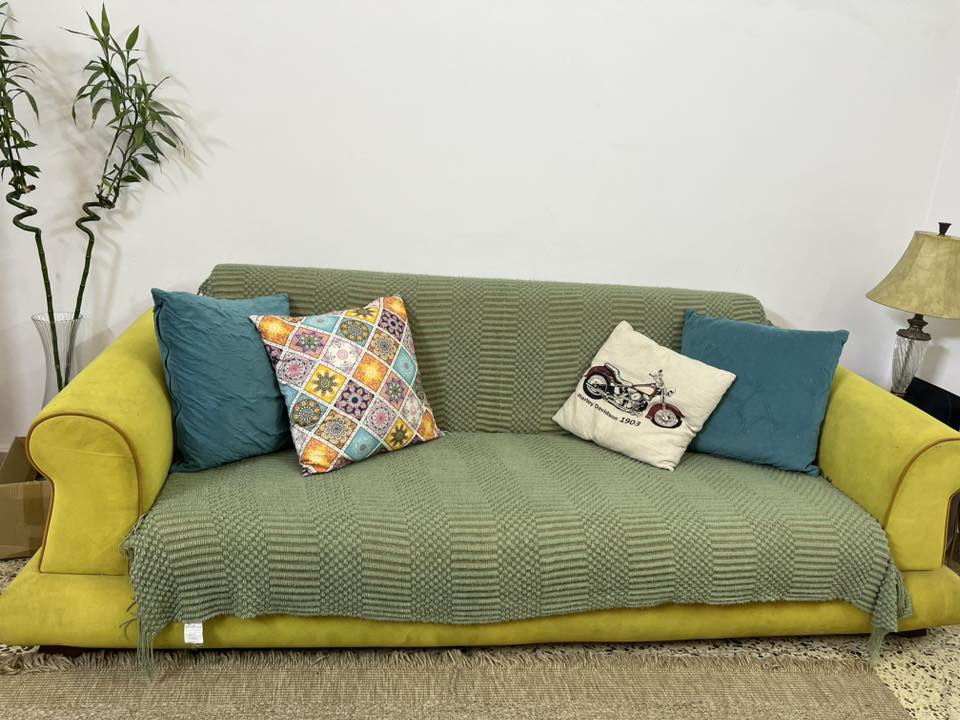 نص تخم للبيع ١٢٥ ومجال بسيط وميز بلازما ايكيا ب٦٥ وبي مجال


**إذا كنت صاحب هذا الإعلان وتريد حذفه لأي سبب، رجاءا أرسل رسالة إلى الدعم الفني**