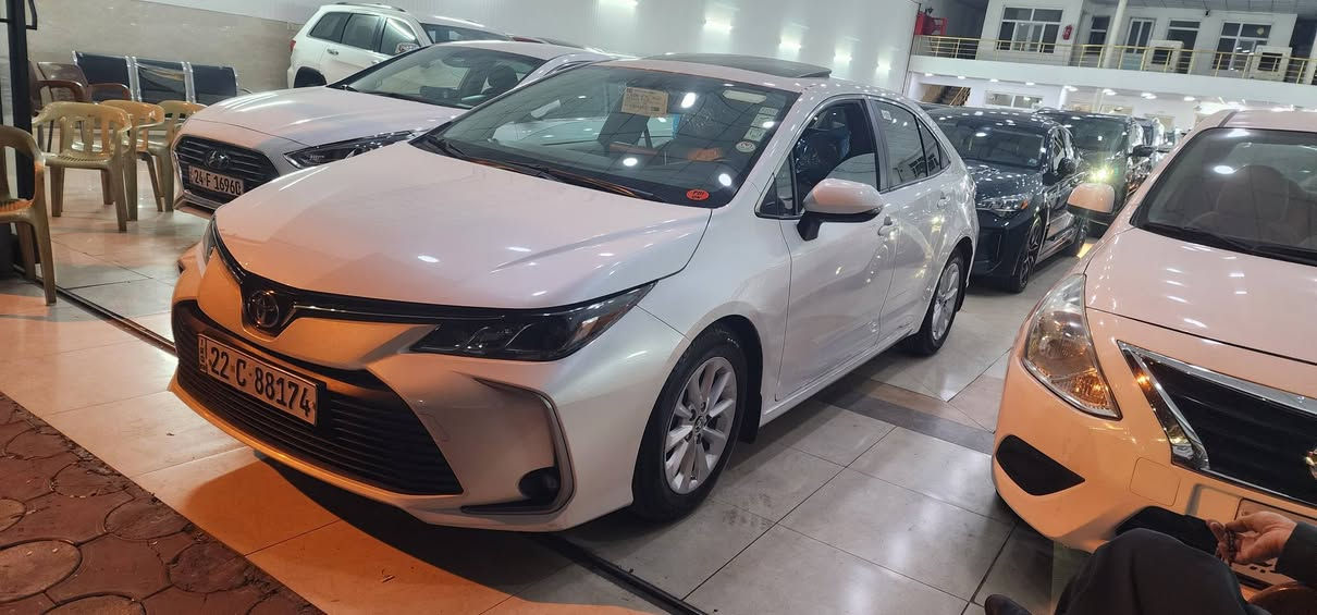 كورلا 2023 خليجي جيهان فول 1/1 بصمة تشغيل بصمات ابواب فتحة سقف نظام ترحيب
داخل ابيض . محرك 18 
ماشيه 44 k/m  
السياره وضع شركه 
السعر 177$ 
مكان السياره-الحويجه-الحلوات
***********
 ملاحظه: بيع نقد فقط
