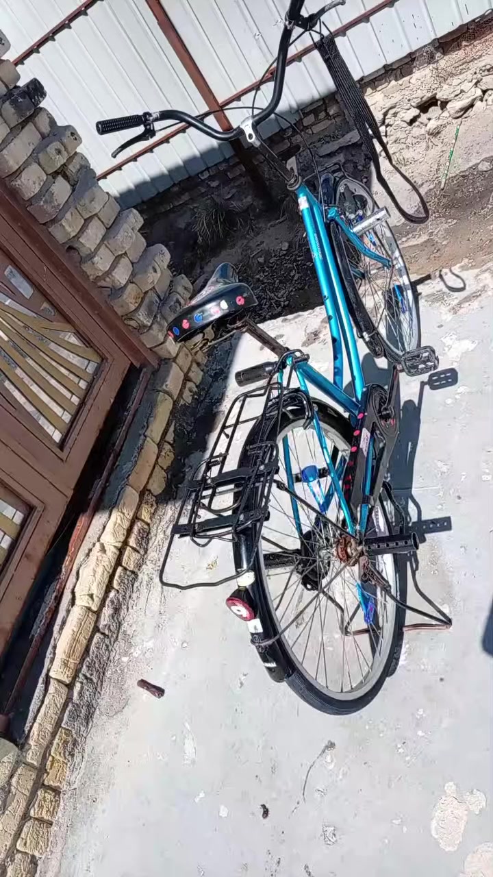 سلام عليكم شباب للبيع بيسكل مديل 2017


**إذا كنت صاحب هذا الإعلان وتريد حذفه لأي سبب، رجاءا أرسل رسالة إلى الدعم الفني**