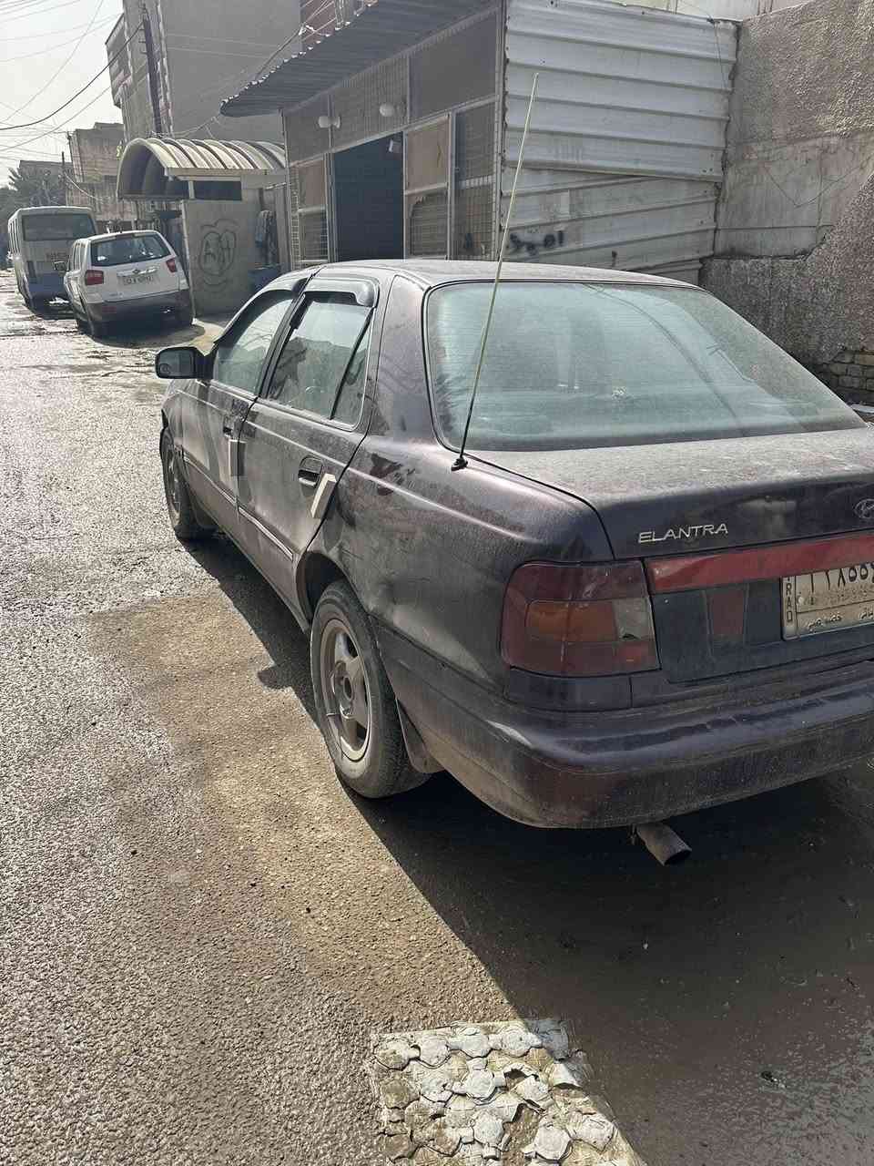 السلام عليكم النترا دمعه للبيع السياره نضيفه جدا مكينه جديده كير جديد تخم تاير جديد ويل كب جديد دواخل جدد كشنات جدد السياره نضيفه السعر ٢٢ وبيها مجال قليل مكاني بغداد الأمين ***********
