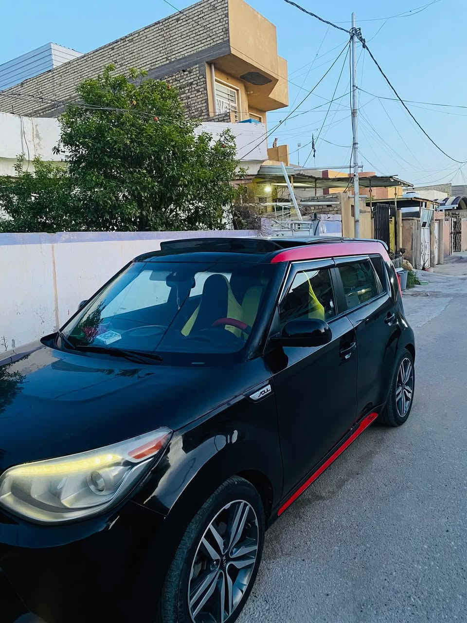 السلام عليكم اخوان
للبيع كيا صول موديل ١٥ فئه بلاص اعلى فئه
رقم بابل انكليزي بأسمي ثاني يوم تحويل بأذن الله
ضررها فقط بوند سطحي بارد فقط وبالعراق كم ملاحظه بسيطه جدا على كد شبر ذاكر كولشي بالمنشور وتجي تشوف بعينك وتروح سونار
بانوراما
تحكمات ستيرن
ماشيه ١٠٢ فقط جديده
شاشه كبيره اصلي
كامره خلفيه
اناره داخليه محيطيه متغيره مع الصوت
زنون led امامي خلفي
مكينه ٢٠٠٠
كير at
مكينه كير حداديه تبريد تدفئه كله كله تمام والحمد لله 
مودات قياده
دق الجرس اثناء المشي
هوايه بيها مواصفات معروف البلاص
مكان السياره بابل
السعر ١١٨ وبيها مجال بسيط . اخوان رحم الله والديكم اللي ميعجبه السعر السوگ كولشي بي اكو حتى ب٩٠ والله يرزق الجميع
السياره جديده وممشه قليل تجي وتشوف بعينك احلى من الصور.
اسف ع الاطاله ولكن علمود تكولشي يكون واضح .


**إذا كنت صاحب هذا الإعلان وتريد حذفه لأي سبب، رجاءا أرسل رسالة إلى الدعم الفني**