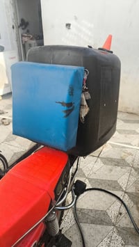 صندوك دليفري • حجم كبير • بشطرة