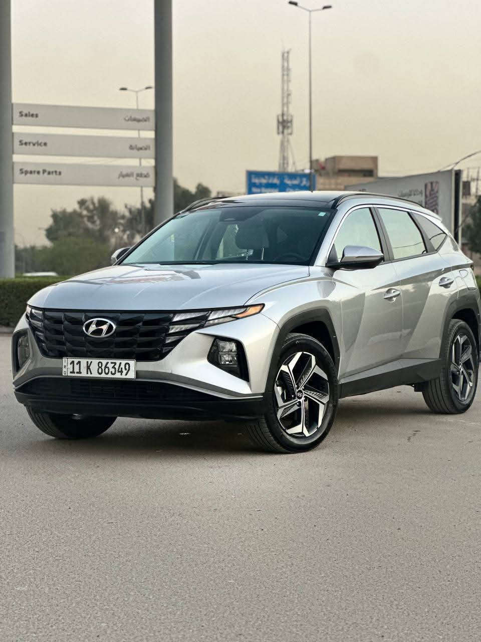 توسان 2024 هايبرد
فوول مواصفات 
محرك 1600 توربو 
 حادث تبديل قبق جنطه نفس الون وبارد خفيف  
العداد 9,800ميل 
بصمة تشغيل 
دخول ذكي 
كشنات جلد ابيض مميز 
فور ويل 
تدفئة كشنات 
تحديد مسار 
تحديد سرعة 
كامره خلفيه 
بانوراما 
مانع انزلاق 
تحكم ستيرن فول  
شاشة كبيرة ناطقة تدعم كار بلي 
شفتات تحكم بالستيرن
كير و هاند بريك دكم 
جنطة كهرباء 
اربع انظمة قيادة ايكو و سبورت و نورمال
نقطة عمياء 
كراسي كهرباء 
تشغيل   عن بعد 
تبريد قطعتين 
الضرر تبديل قبغ جنطة بلادي وبارد خفيف . 
السيارة كل الايرباكات البيها سليمة
مرقمة بغداد دولي  
العنوان : بغداد حي القاهره 
 للأستفسار ***********
متوفر واتساب
