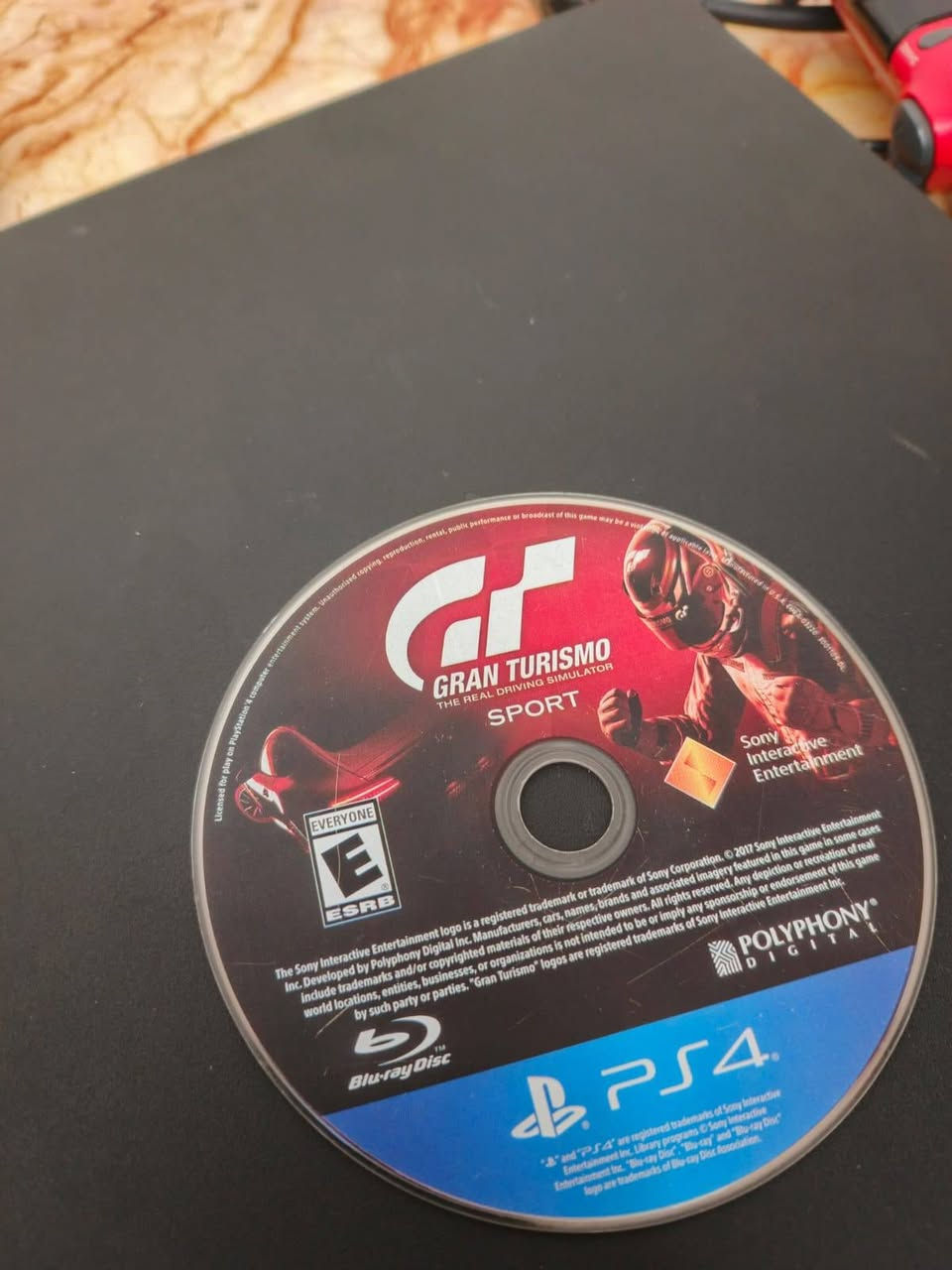 السلام عليكم
بلي فور سلم نص تيره 500 
بلي كامل ملحقاته يدات 2 تجاريات مع يو بي اس مع اقراص4 جي تي اي ومع قرص بيس 2021 ومع قرص دراجات سباق ومع قرص حرب فضائيين 
شرط على الفحص 
السعر 300 وبي مجال او مراوس بايباد ايفون 
الي يريد يتواصل معي عبر الرقم ***********
