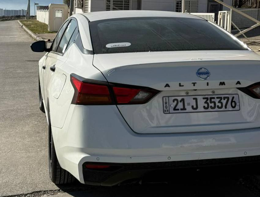 نيسان ئاڵتيما 2022 مواسەفات S
ئاڵتيما رەنگی سپی بەفری مواسەفات S
تەنها ٢٢ مايل ڕۆشتوە
ڕاداری پێشوو دووا 
ڕاداری ئاوێنە 
کامل زينۆن
تەحديد سورعە
سەيارەکە کامل سێرڤزکراوە تازە ڕۆنی گۆڕاوە
ڕەقەمو سەنەوی تازەيە با ناوی خۆمانەوەيە

سعر لە کۆمێنت داوابکە ڕاستەخۆ بۆت دیت 📩 

٢ پارچەی بۆياخە چەمەلەخی لای سەکن و بۆنيد بەتانەکەی بۆ گۆراوە پەلەيەک سارد بە درگای دوای سايەق هەيە 
گێڕو مەکينە بە شەرت
تەقەورەقە بە شەرت

ژمارەی خاوەنی 
***********
***********
