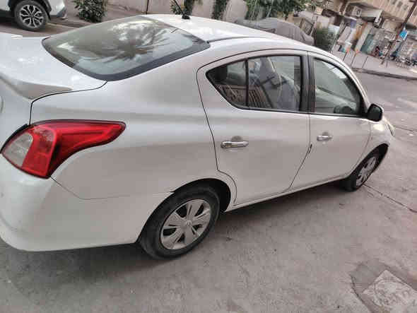 السلام عليكم نيسان سني هندي موديل ٢٠١٨ للبيع بيها بارد بدون تبديل او ضربه مواصفات السني الهندي ماشيه ١٧٩ الف رقم بغداد رايدها ١٠٣ $ للتواصل *********** مكاني بغداد
