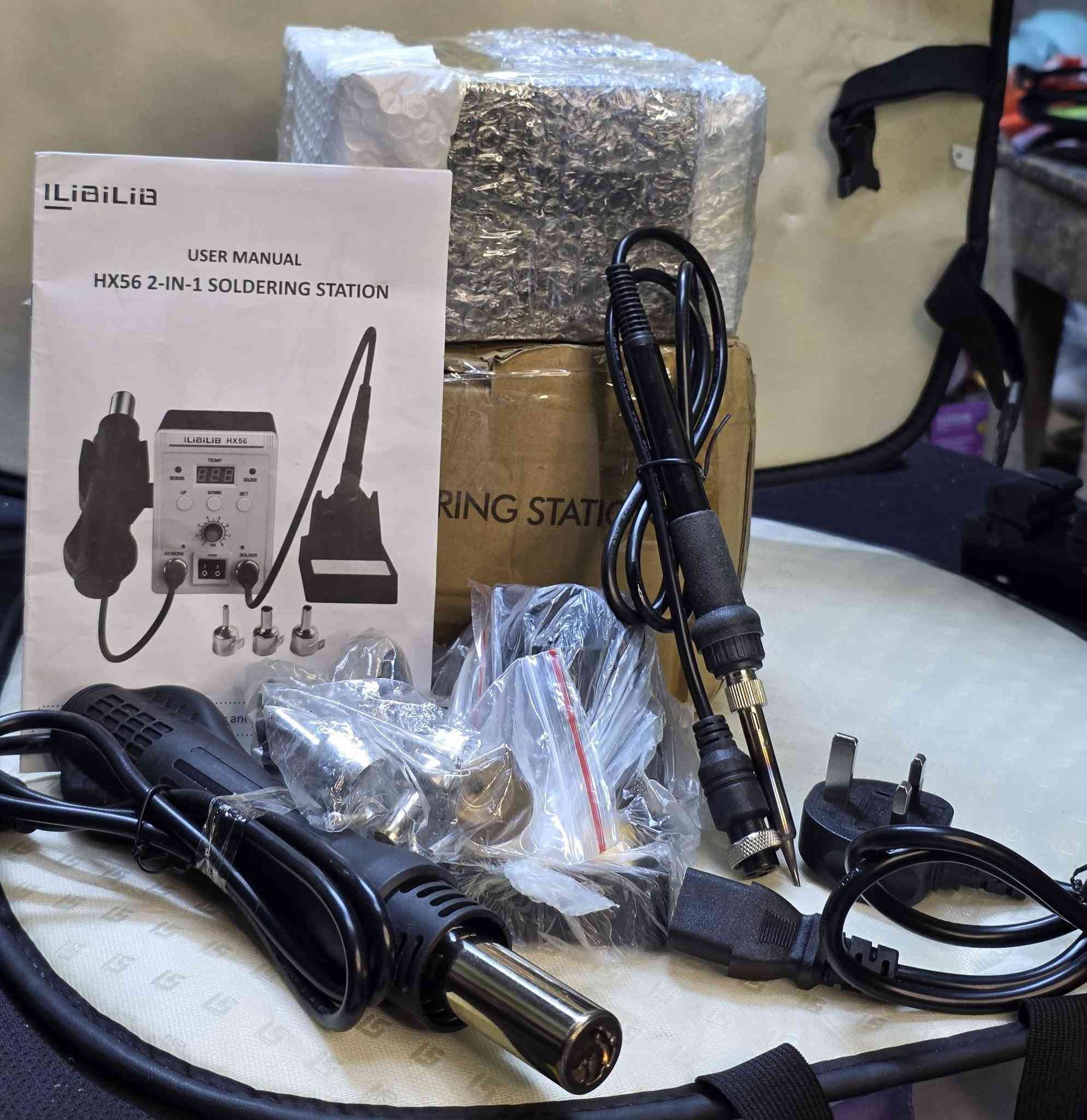 سلام عليكم غراض كلها جديدة كلمن وسعره ولاصحاب الاهتمام بكل حاجة للتواصل خاص او على الرقم *********** 
متوفر توصيل
