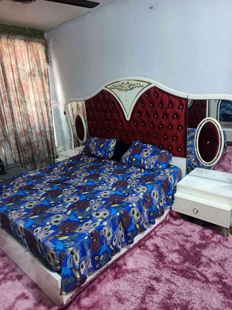 غرفه نضيفه كلش ما بيهه شي  السعر 550 العنوان الحسينيه ***********
