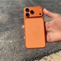 آيفون ١٧ برو ماكس • مستخدم ٣ ايام • ملحقات كاملة