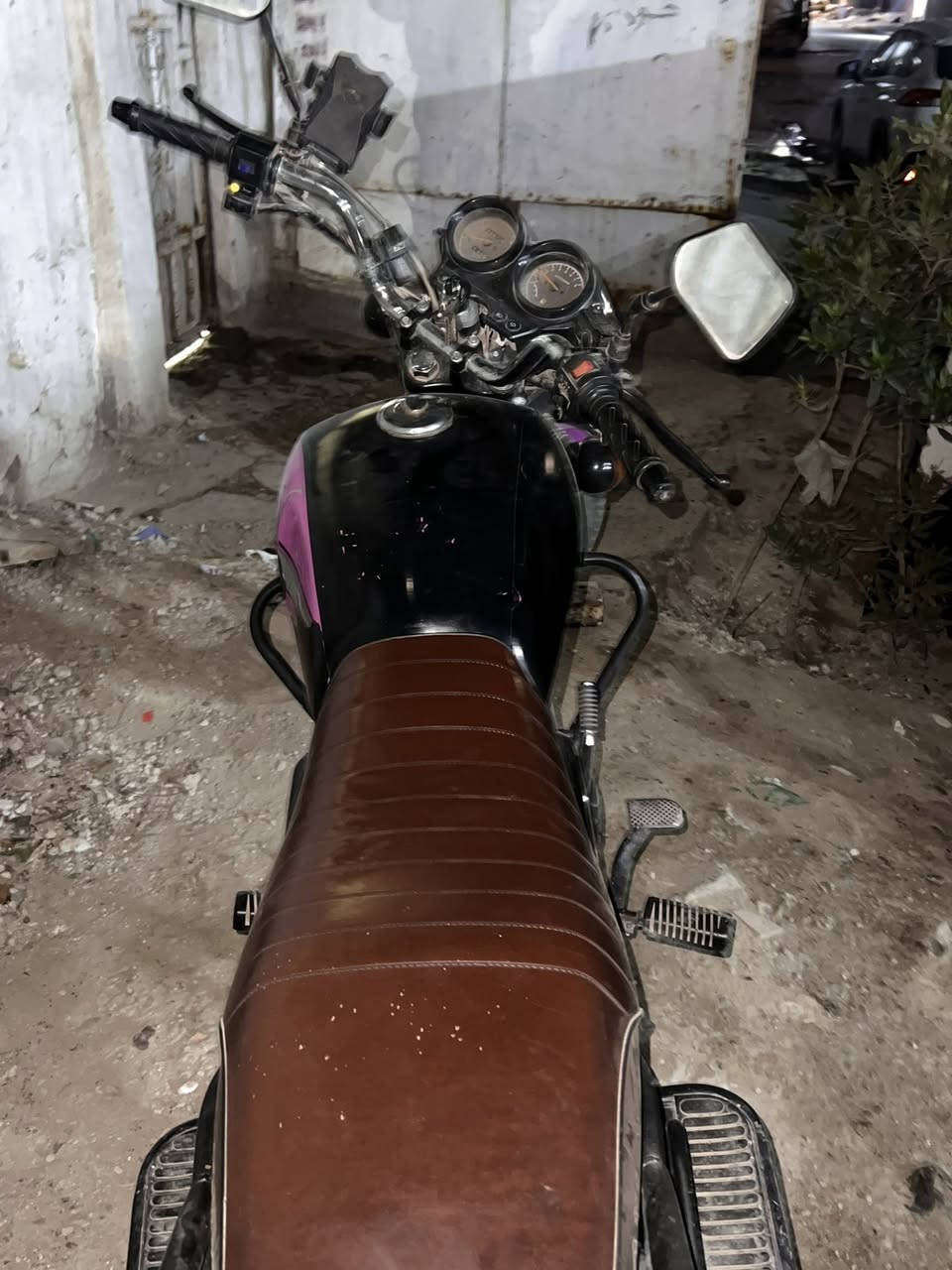 سلام عليكم مره خصت الادمن دراجه داي وان رقم ورقي رقمهه جاز ب المرور م2023 نظافة شاهد الله فول المحرك جداً جديد بشرط شلعه شغلي بيهه اروح بيهه للدوام ورجع
العنون بغداد للاستفسار *********** تحية طريقة
