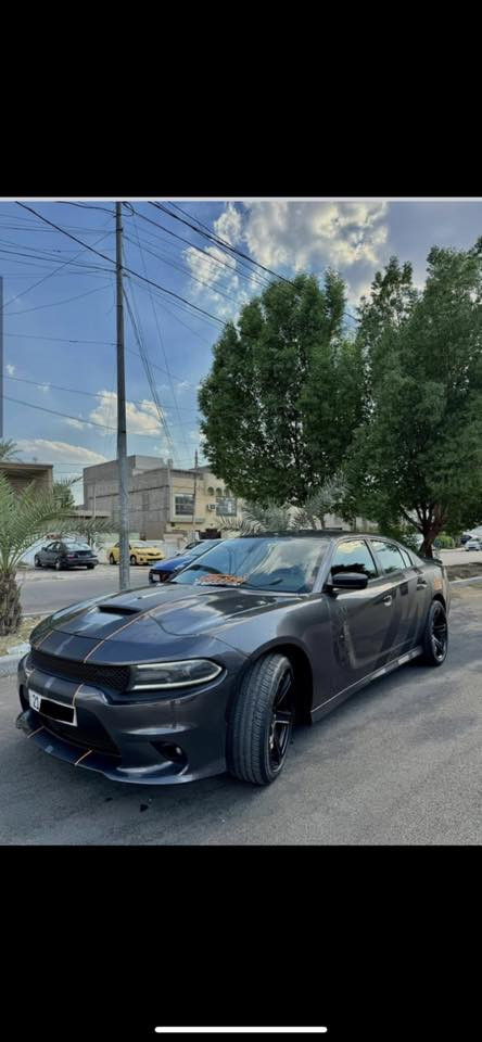 جارج 2015 sxt 
رقم شمالي السياره بدون ضربه فقط نص جاملج صبغ و
لبنيد محدث السياره محدثه srt ماشيه 84
ويل نجمه خسفه قويه شاشه جبيره كشن جلد
وبعد مواصافات الsxt معروفه 
ب175 وبيهاا مجال 
سياره مكانهاا بغداد الدوره
رقم تليفون ***********
