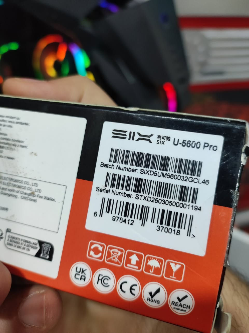 السلام عليكم

🔧🧩 رام DDR5 :/

▫️  RAM:/ { SIX  32GB ( 1x32GB ) DDR5  5600MHZ  }
▫️ باكيتة كامل لوك

💰 السعر: 365,000 دينار عراقي 🔒
📍 مكاني: بغداد - الأعظمية
🚚 التوصيل: بغداد (4 آلاف) | المحافظات (5 آلاف)
📞 رقمي: ***********
