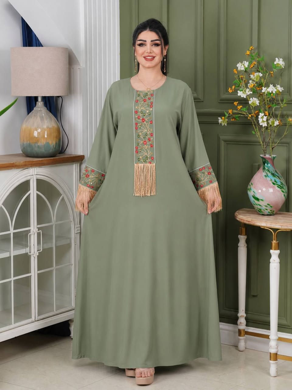 أجمل الموديلات لدى ستايل زهره واسط 
كلابيه خامه كشمير درجه اولى كلوشه 👌
القياس L xl 2xl 3xl 
السعر 13

______
توصيل داخل الكوت👈  2.000 
اقضيه ونواحي الكوت👈  3.000 
 بغداد👈  5
محافظات👈6
________
تأكدي من الطلب بحضور المندوب فقط 🙅‍♀️القياس واللون 
اذا مو نفسه يرجع بيد المندوب غير مسؤولين عند مغادرة المندوب🏍
 تابعو الانستا:👉https://www.instagram.com/style_zahar/profilecard/?igsh=bm5zY3ZiOGdrdmlo


**إذا كنت صاحب هذا الإعلان وتريد حذفه لأي سبب، رجاءا أرسل رسالة إلى الدعم الفني**