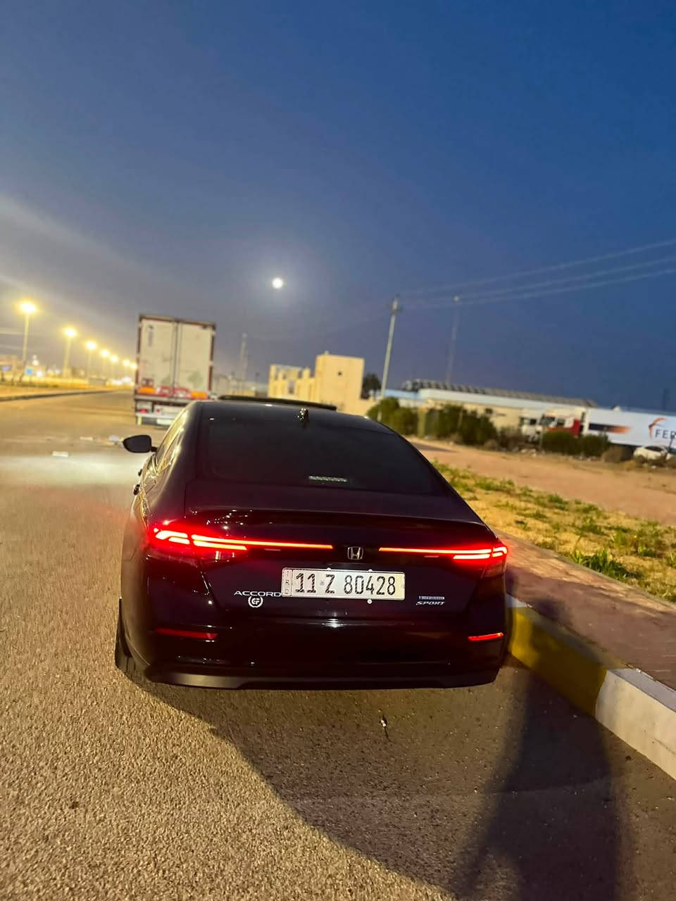 🚘 هوندا أكورد2024 | رقم بغداد | بأسمي
ماشية ٤٥ مايل

📸 صور الحادث مرفقة

 • التصليح:  نفسة قطرة صبغ مابيها سيارة جديدة ⸻

⚙️ المواصفات:

 • سقف بانوراما (سلايد)

 • 4 أنظمة قيادة مختلفة

 • تشغيل عن بُعد + بصمة تشغيل وبصمة أبواب

 • رادارات أمامية

 • تحذير خروج عن المسار

 • نظام قيادة شبه ذاتية

 • مقاعد جلد كهرباء مع خزن وضعية الذاكرة (ميموري)

 • باقي المواصفات معروفة📍

💰 السعر: 197

  وبيها مجال 

📞للتواصل : ***********

