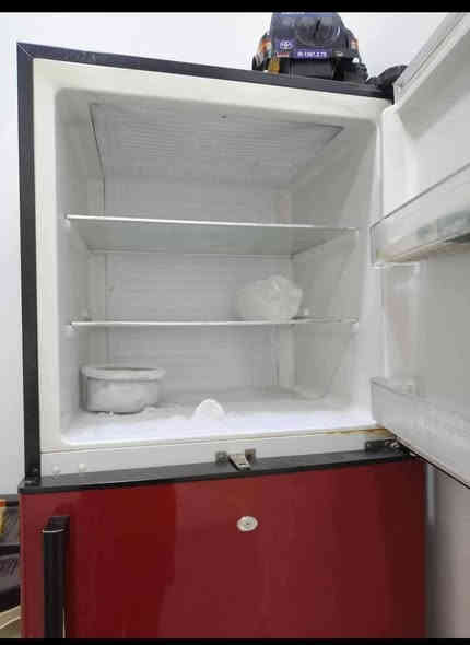 ✨ للبيع مستعجل ✨
❄️ ثلاجة حجم كبير 24 قدم
🛠️ استعمال سنة فقط
🧼 نظيفة، أخو الجديد، تبريد ممتاز

💰 السعر: 400 ألف فقط
⚖️ وبيه مجال بسيط للجادّين

📍 العنوان: يَرجمَة الشرقية
📞 للاستفسار والشراء: ‏‪0750 768 9274‬‏

⚡ بيع سريع – مناسبة للبيوت والمحال
⭐ الي يلحق يلحق… جهاز مرتب ومضمون! ⭐
#الموصل #بيع #شراء #داخل #موصل
