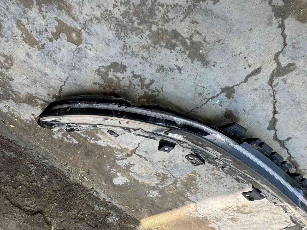 لد سوناته شغال مابي شي بس مكسوره جامه مالته للبيع ***********
