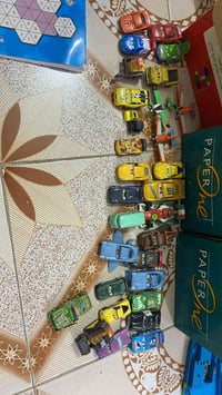 مجموعة سيارات • قطع غيار • حديد