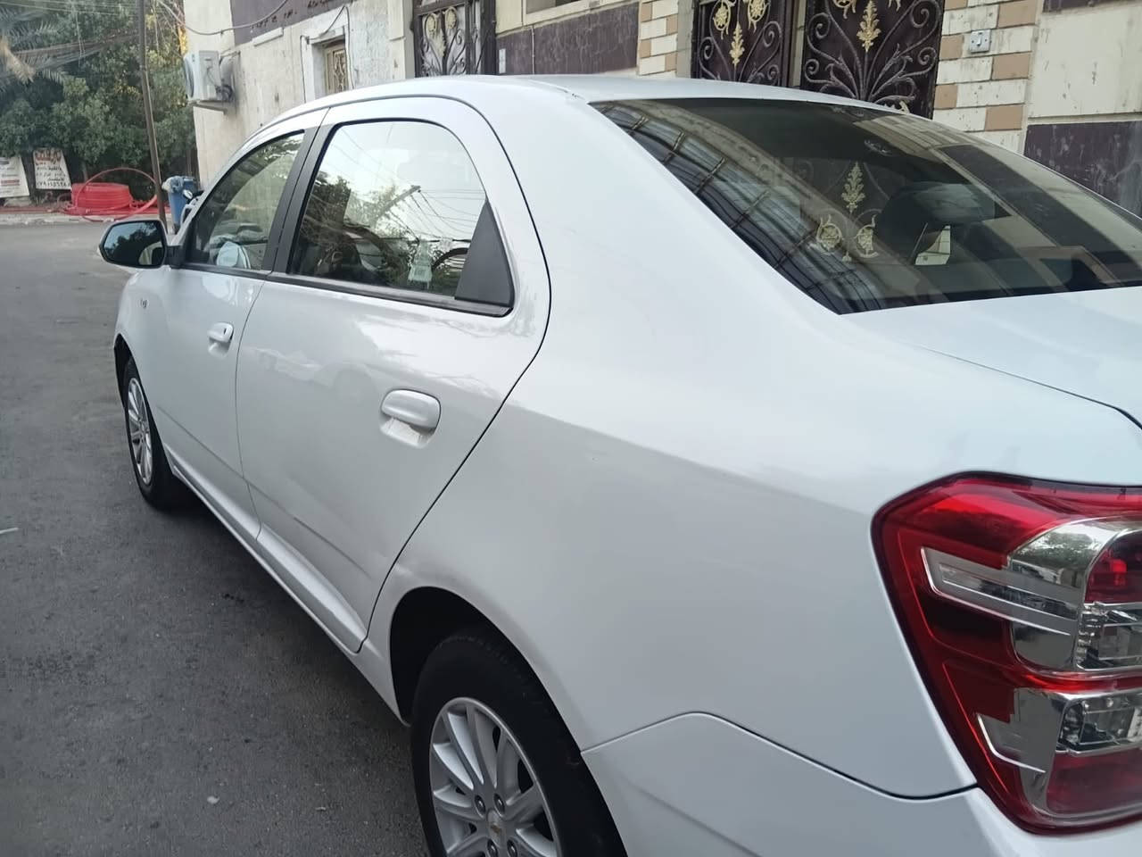 سلام عليكم
شوفر ليت كوبلت 

مديل 18خليجي ماشيه 60 سياره سبير منازل كفاله كير محرك صدر علبلاد ممفتوح ولا برغي كفاله عامه من تبديل وصبغ فقط صبغ اركان الدعاميات وبارد اربع اصابع في الجاملغ الامامي 

السعر 88 ورقه العنوان الكاظمية 

0777 747 0732
