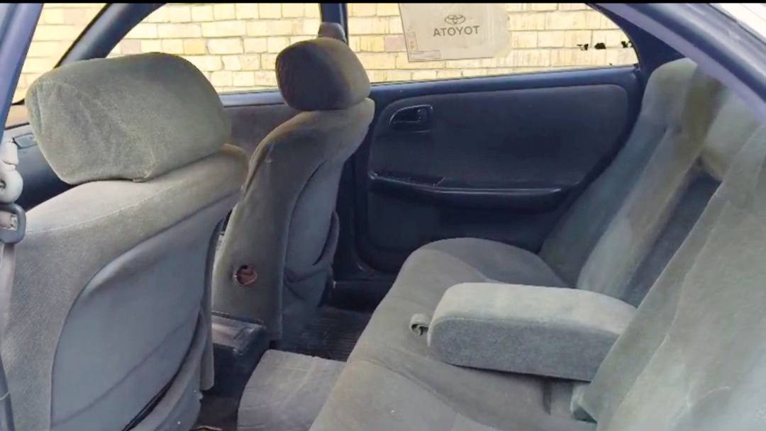 السلام عليكم سياره شيزر نفخ 93 مكينه في بي تي 2.5  مكينه خير من الله حداديه استوني مبدلها خلفيه واماميه تبريد شغال غرفه جديده سانويه 28 مكان البصره مصبوغه للجماليه السعر 48 وبيها مجال حق الجيه رقم الهاتف  ***********
