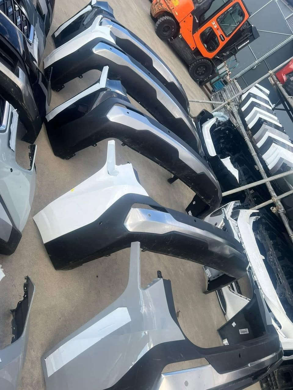 بسم ألله. ماشاء الله 
                                لاقوة إلا بالله العلي العظيم 

أرفع ألمنشور بذكر ألصلاة على محمد 
وعلى آل بيت محمد 

متوفر. جميع قطع غيار كيا كرنفال 
2025/2026 زيرو وارد أمريكي
ولجميع الألوان بأستثناء اللون الكرزي

اي استفسار التواصل او الاتصال على 
الارقام  
009647708852627 واتساب

009647704265569‭

‭00 964 771 529 3077‬واتساب 
ألفرع. ألاول. سوق بغداد ألمركزي 
مقابل وزارة التعليم العالي والبحث العلمي

ألفرع. ألثاني 
مجمع المشن.  شارع. ((جاك عبود))
قرب مطعم الصادق 
اهلاً وسهلا بكم
