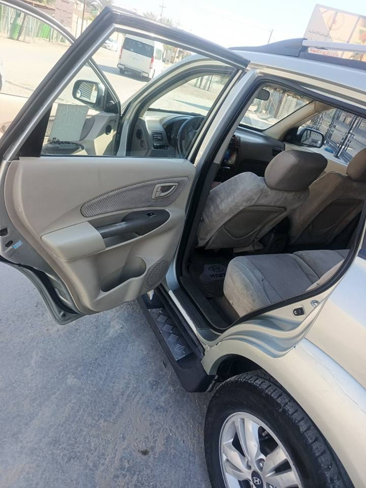 سلام عليكم توسان 2009 خليجي بيه جراد بدون ضربه تبريد بيانو جاهزه ونضيفه السعر 88 مكاني حله مركز المدينه *********** حلة, بابل
