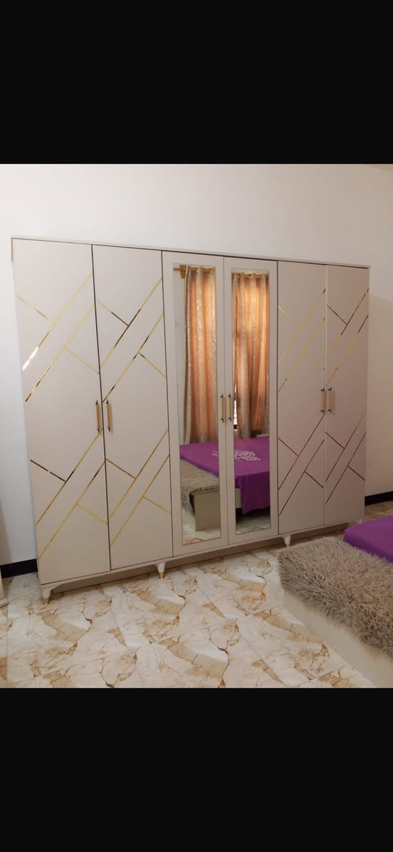 السلام عليكم غرفة للبيع أضرار بسيطة  صارلها سنة ونص تقريبا من ماخذيها يردوها ب٧٥٠ وبيها مجال بسيط


**إذا كنت صاحب هذا الإعلان وتريد حذفه لأي سبب، رجاءا أرسل رسالة إلى الدعم الفني**