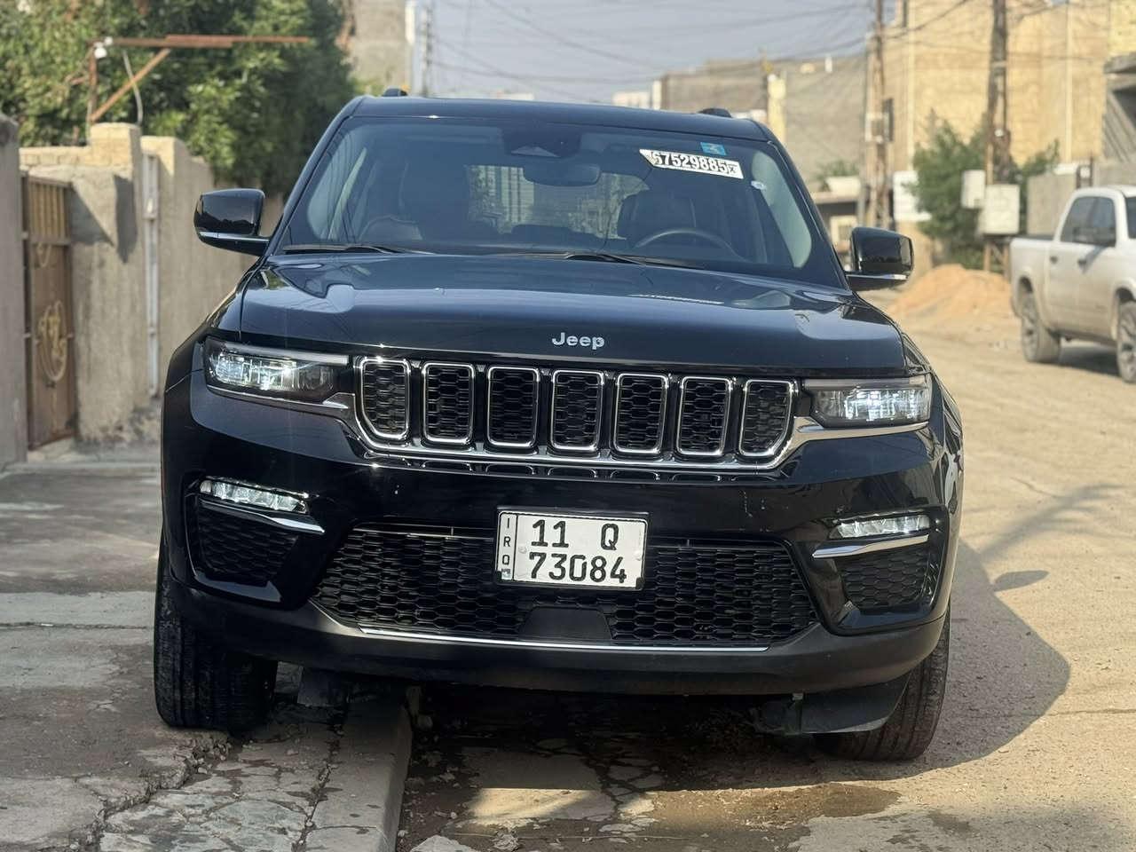 JEEP GRAND CHEROKEE HYBRID 2024
جيب هايبرد 2024 لون اسود مواصفات لمتد بانوراما بلكن شحن منزلي يمشي 45كيلو

مواصفات صندوق  كهرباء  شاشتان عرض وحدة امام الراكب ومواصفات اخرى

الحادث موضح بالصور تبديل باب نفس الون والباقي بارد بدون صبغ ماعدة  شوية بلدوسة مثل ماموضح  باحد الصور 

السيارة دخول نهاية 2025 مرقم باسمي 

ماشية 37الف ميل باقي على مشي امريكا ما مشت بلعراق ١٠٠ او ٢٠٠كيلو

مكان السيارة بغداد الدورة

للاتصال والاستفسار  على الرقم *********** واتساب متوفر

للبيع بدون مراوس

السعر 296 وبيهة مجال بسيط

