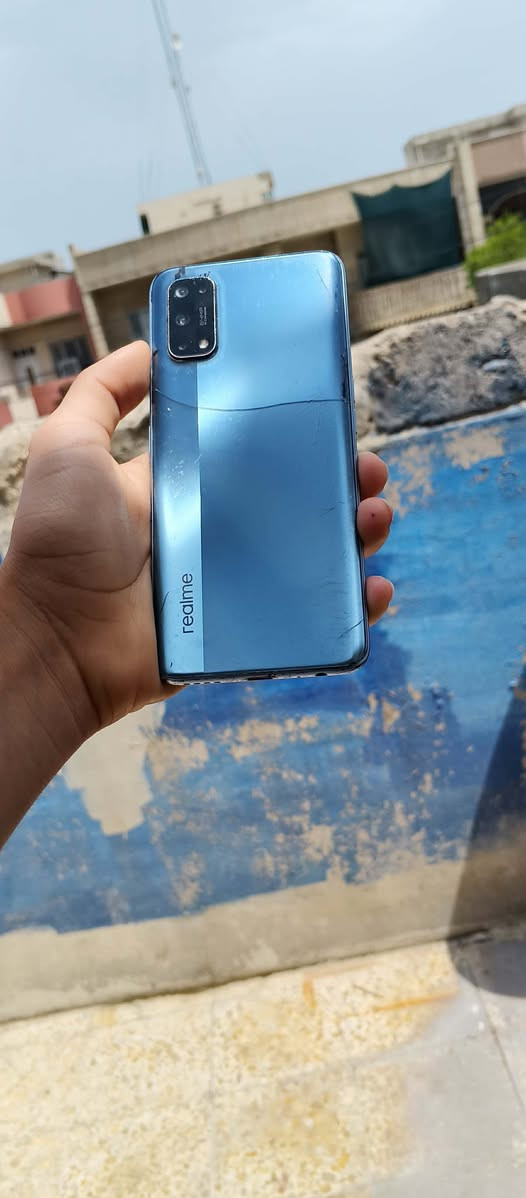 جهاز مستعمل قوي بالالعاب والتصوير
المعالج :  Snapdragon 720G Octa-core 
Ram:8 +5
سعته :128 
كامره :64 ميگا بكسل
يدعم 60 fps
دبل سيمكارت
 مبدل شاشه
مع شاحنته الاصليه وكڤر شفاف ماله
بي شخطات بسيطه بالظهر 
وبي كسر بسيط بالشاشه بالاسفل ماتاثر ابد ابد 
85 وبي مجال انطي سعرك .


**إذا كنت صاحب هذا الإعلان وتريد حذفه لأي سبب، رجاءا أرسل رسالة إلى الدعم الفني**