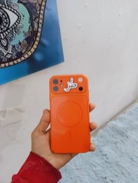 آيفون ١١ • ظهر مكسور • بطارية ٧٦