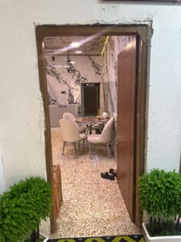 بيت تجاوز منطقه الحكيميه للبيع يحتوي ع ثلاث غرف مع مطبخ كبير واستقبال ...