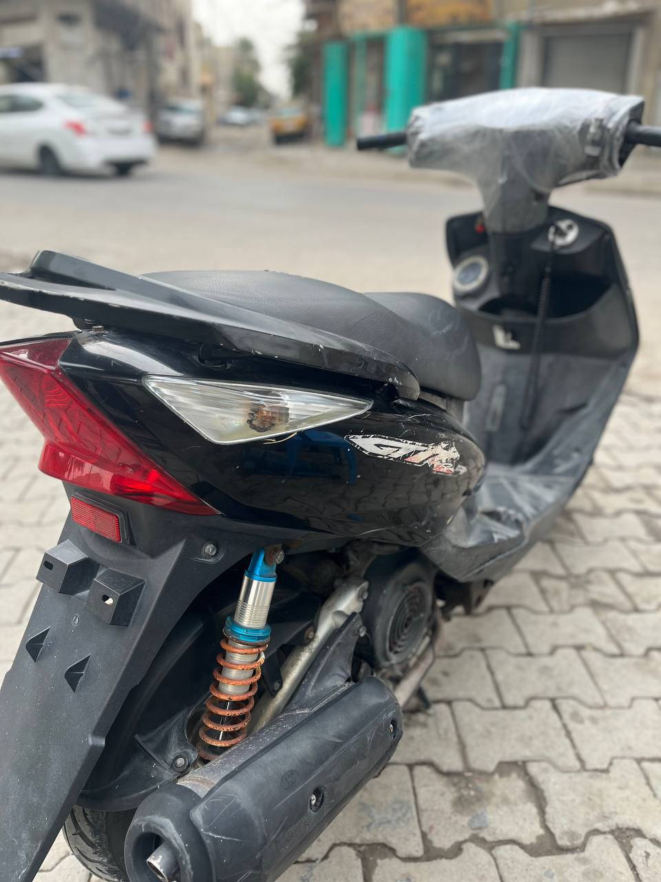 السلام وعليكم شباب دراجه ثعلب ١٤٠ كارتون صار شهر من نازله من الرمبه امانت الله مكفوله كفاله عامه والمكينه بالجيس مكفوله كهربائيات كله شغاله ونكره سلف ونص هندر وبيه دبلات رياضيه وكلجات مال رمبه العنوان ساحه عدن الرقم *********** السعر ٧٥٠ وبيه مجال بغداد, العراق
