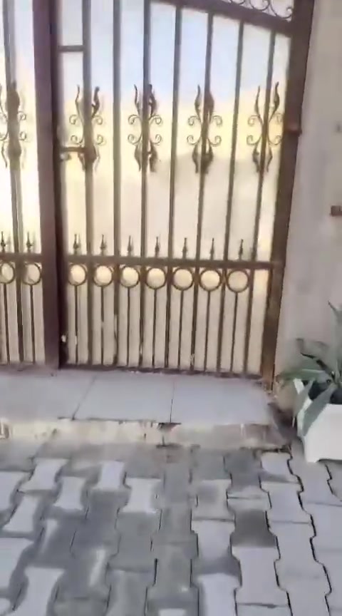 السلام عليكم 
⚠️يعلن مكتب عراق السلام للعقار 
      عن توفر 
🏠 منزل للبيع مساحه 200 م البناء 170م طابقين
       الحسينيه منطقة 23 قريب على جامع النور والسوك
       والسوك الاول مطلوب قرض اسكان (39) والسعر خاص
       البيت مدخلين  كراج + صحيات   استقبال  +مطبخ
        حولي + صحيات+ ترك + غرفتين نوم💤 
       الطابق الثاني حولي +غرفتين نوم 💤 وصحيات 
للاستفسار الاتصال على الارقام :
رياض التميمي
***********
لؤي التميمي 
***********
قصي التميمي 
***********
أو زورنا في مكتبنا مكتب (عراق السلام) 
اهلا وسهلا بيكم
