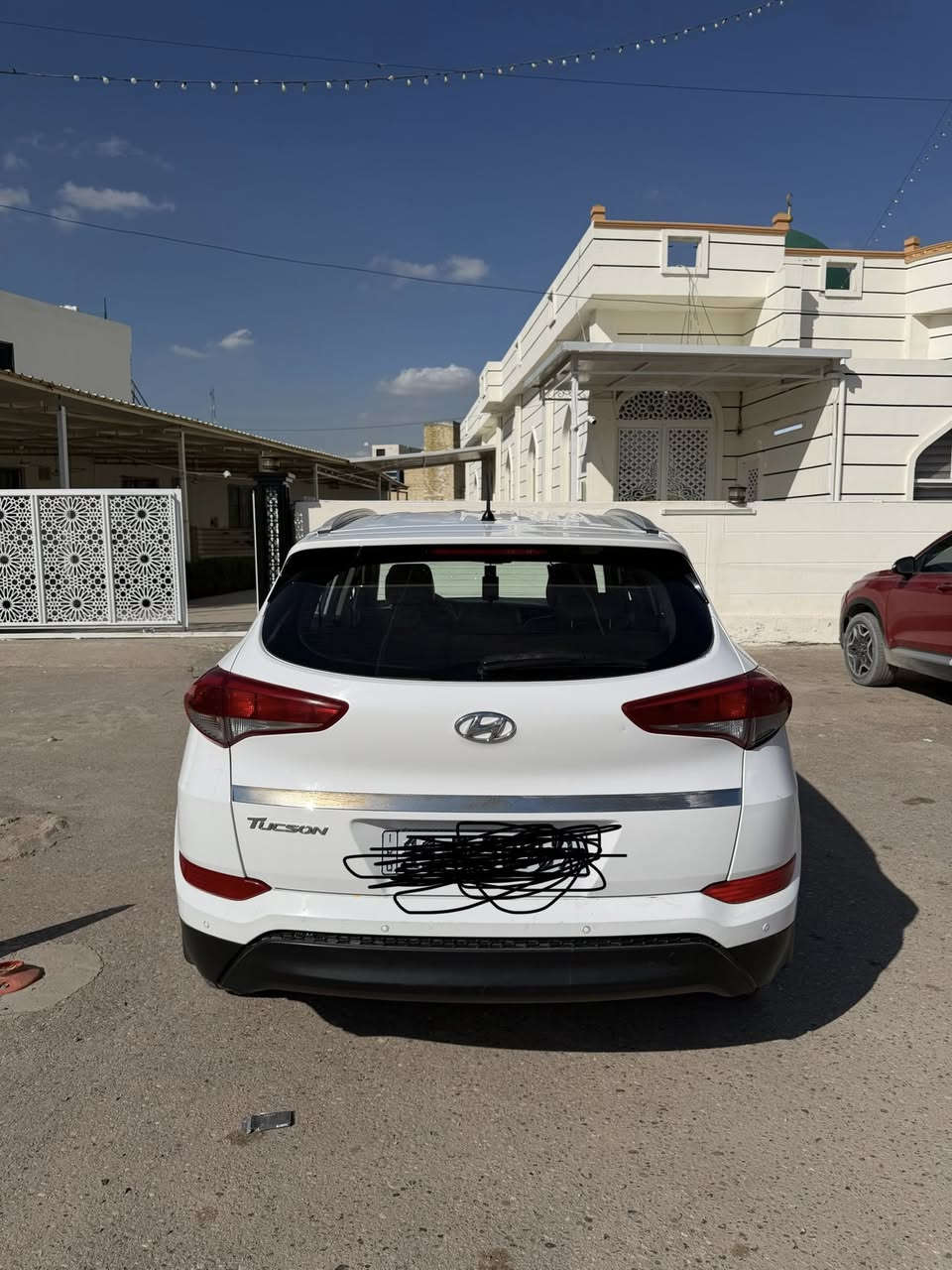 توسان للبيع موديل 2016
ماشية 124 
نقصهة تبريد
مكانهة بغداد الدورة
مكلف بالنشر 
للاتصال
***********
***********
