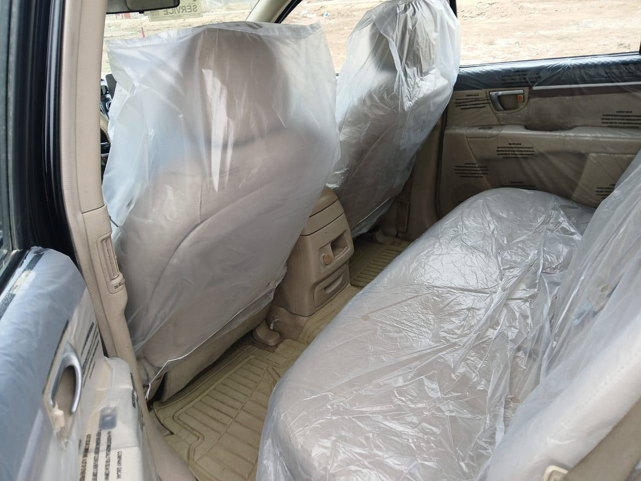 السلام عليكم سنتافي موديل 2009امريكي مصبوضه حزام لجماليه مواصفات فتحه تبريد قطعتين فور ريل مكينه وگير خير من الله رقم بغداد سنويه ل27 (السعر120 وبيه مجال التواصل***********
