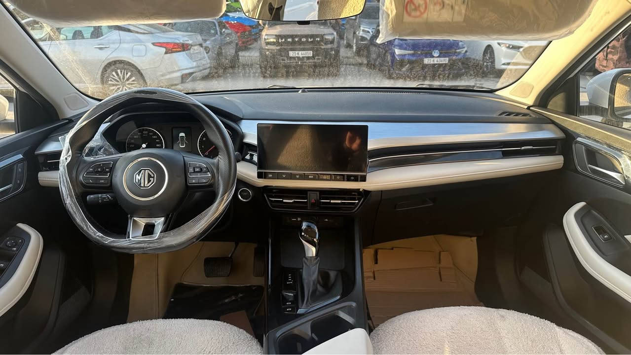 ئێم جی ٥ مۆدێل ٢٠٢٤ شکڵ تازە زەمانی شەریکە ٦ ساڵ مواسەفات کۆمفۆرد تەنها ١١ هەزار ڕۆشتوە بێ بۆیاخ و بێ سارد نرخی ١١٥ گەڵا لە سلێمانیم ژمارەی مۆبایل *********** السليمانية, العراق
