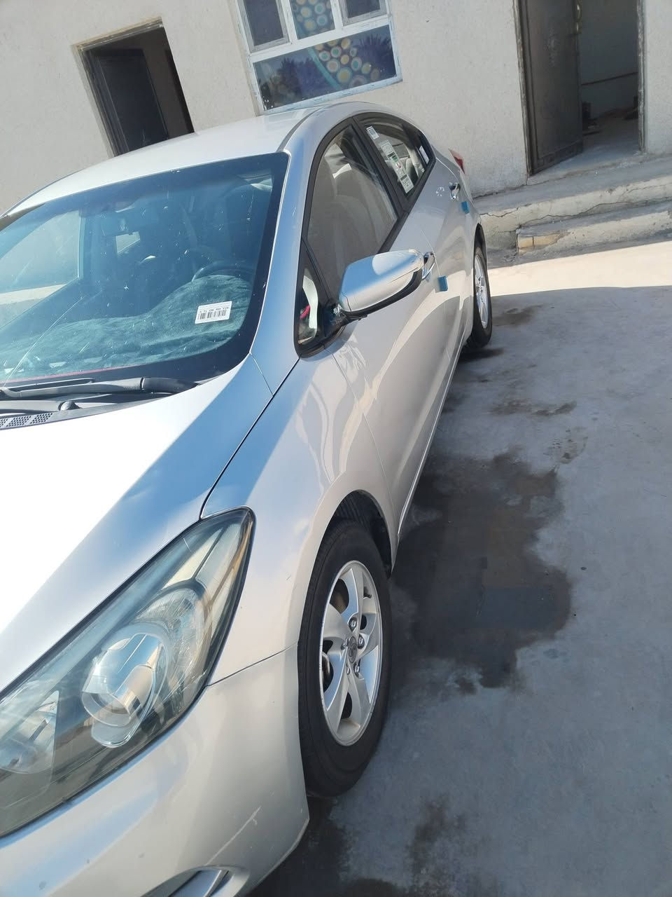 سلام عليكم سيراتو للبيع 2015 رقمه كربلاء بسمي سعودي سياره مكفوله من الفتح وتبديل والصبغ فقط مكانات بارد شي بسيط محرك 1600 دوش كير محرك حداديه شرط تخم تاير دوشمه جديدها سياره نضيف وجاهزه من كلشي ماشيه 117 الف حقيقي سعره 127 وبيه مجال ال شراي مكان سماوه اي استفسار اتصال ***********
