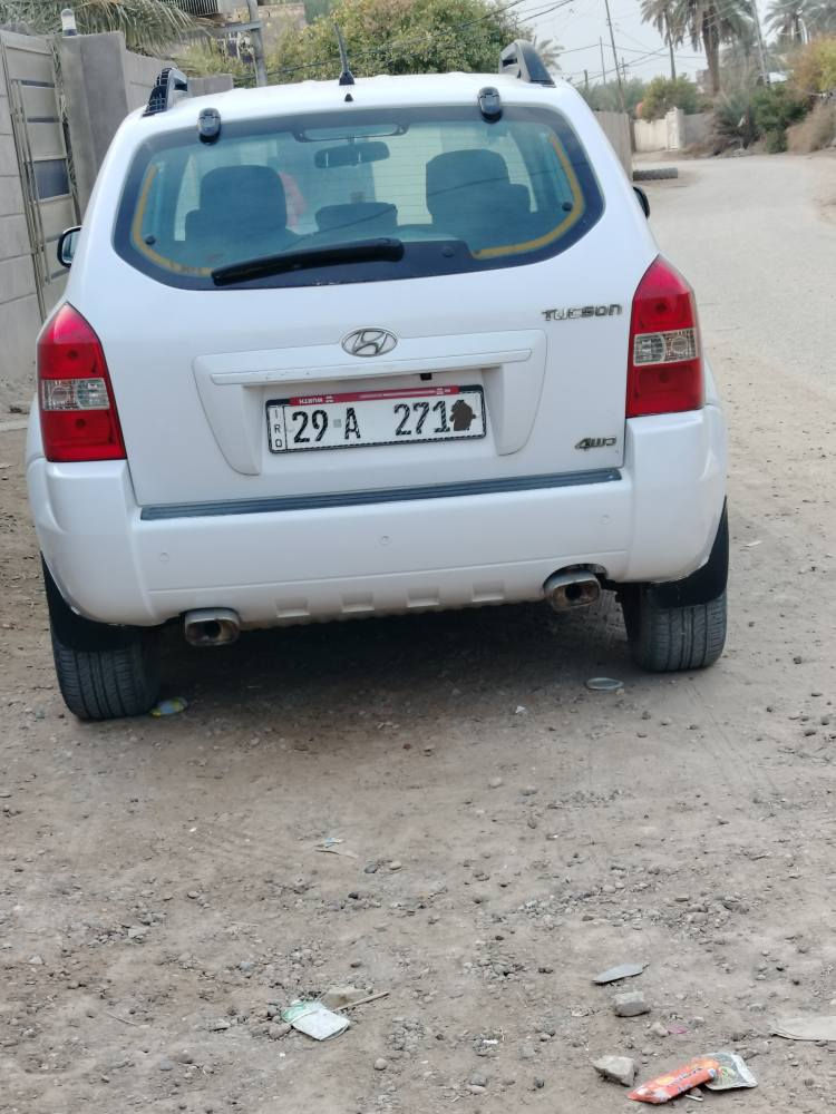 بيه صبغ بالصفحه وشويه بالقماره أثر صفار مال جادر وشويه شخوط اخوان السياره جانت شبه مخزنه واتضرر الصبغ شي قليل اكفلهه من اي ضربه وشرط الفحص سعر105 مجال قليل *********** حلة, بابل
