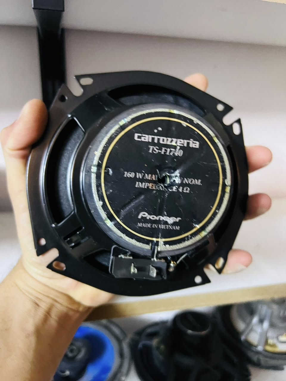 السلام عليكم شباب سماعات تفصيخ اصلي احجام مختلفة بيضوي و دائري و تويتر
الاسعار تختلف من زوج الى اخر دزلي الصورة وتدلل 🌹


**إذا كنت صاحب هذا الإعلان وتريد حذفه لأي سبب، رجاءا أرسل رسالة إلى الدعم الفني**