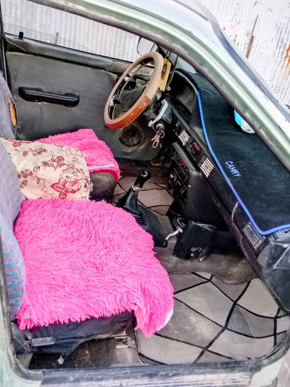 سلام عليكم مازده موديل 94كير ومحرك سيفيه سنويه بسمي جديد ه سيارة نضيفه وكاعده حلوه سعر 22وبيه مجال الي يريد يتصل ***********/////***********
