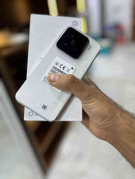 يارزاق 
متاح شاومي 15 فايف 
ذاكرة 512/12 
جديد جديد جديد
ببجي 120 فريم
السعر 825 الف
***********
 ***********
مكاني محاويل يتوفر توصيل بابل كربلاء الهندية
