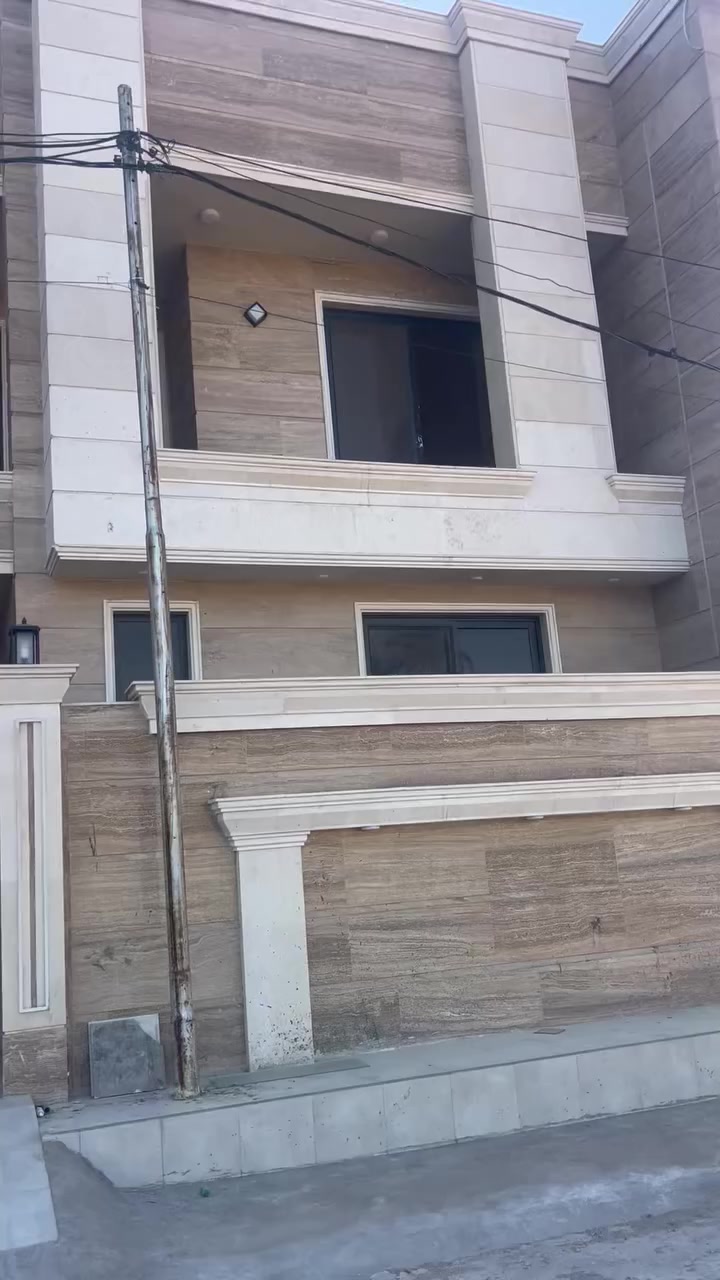 ‏تحيه  طيبه للبيع داران منطقه البكرلي. طابو زراعي سند 25 باقي التفاصيل والسعر داخل الفيديو تحياتي مكتب الدار للعقار شارع 40.    ***********‏ الجزء ‏1‏
