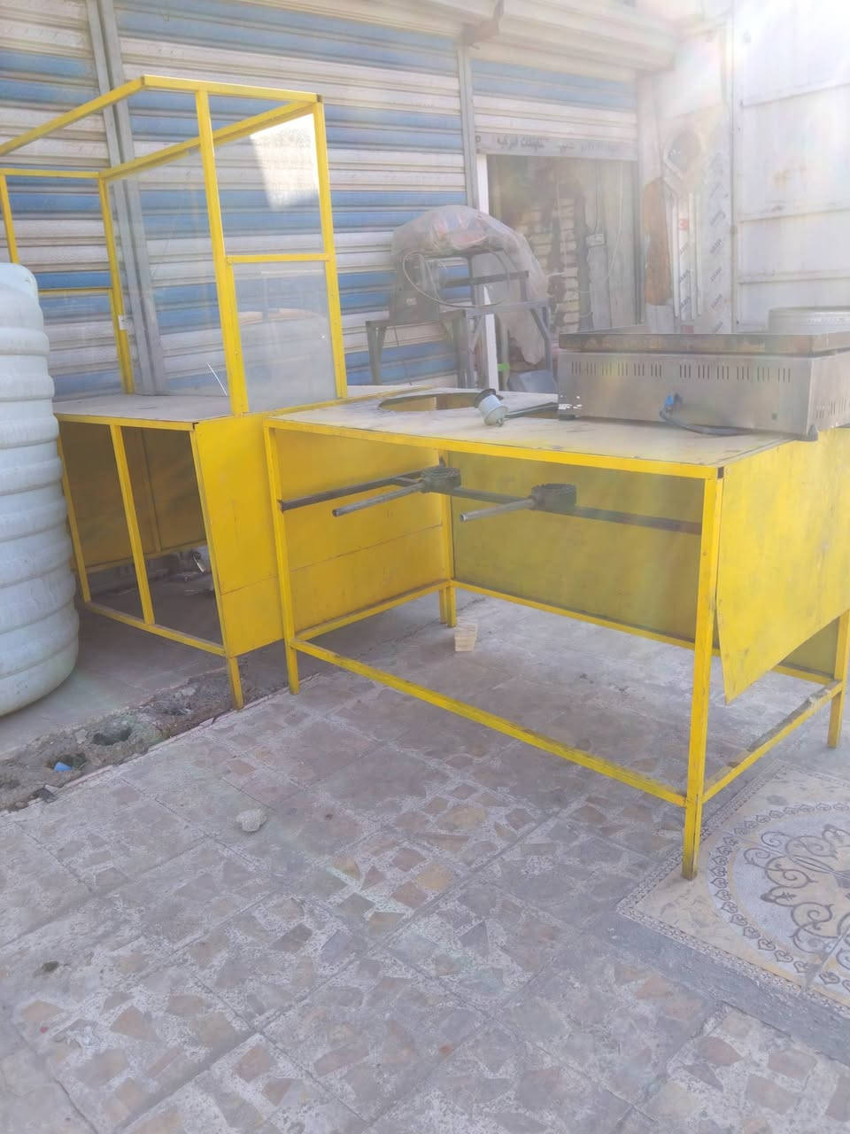 اغراض مطعم للبيع بغداد مدينه الصدر الاورفلي رقمي ***********
