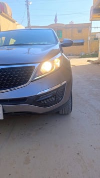 كيا سبورتج موديل 2015 ماشيه 130 تقرير غرق تعمل وتسير السياره نظيفه الس...