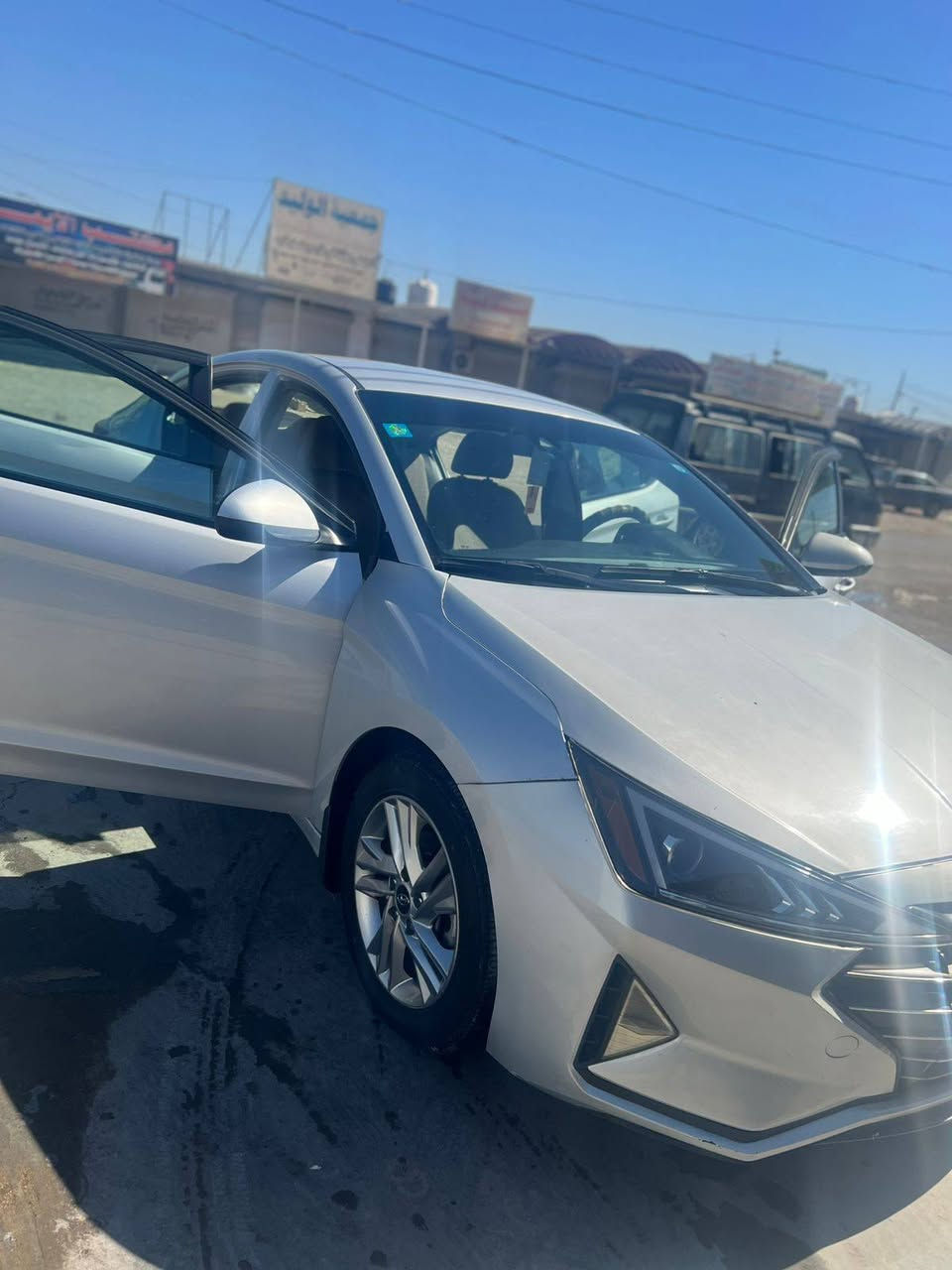 السلام عليكم النترا موديل 2019 للبيع وارد امريكي حادثهه بنيد فقط السيارة محرك2000 تخم تاير الصدر خير من الله تبريد ثلج صور السونار مالتهه مرفقه بالمنشور السيارة خير من الله جاهزة المكان الرضوانيه
السعر 135 وبيهه مجال
 للاستفسار الاتصال عله هذا الرقم ***********
*********** يوجد بي واتساب
