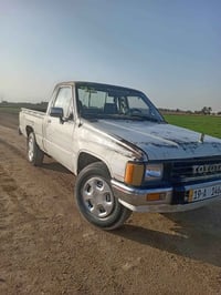 تويوتا بيك اب • ١٩٨٧ • كفاله عامه