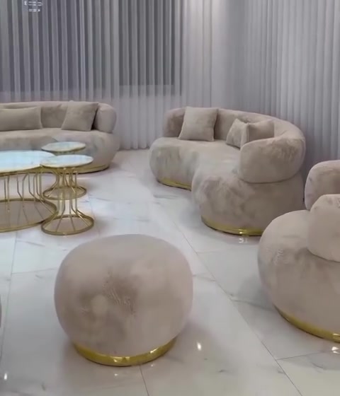 مع معمل الصخرة ارقى واحدث الموديلات 
موديل المنادر  💎 

تخم شغل عراقي موديل تركي عشر مقاعد خمس قطع   قنفتين ثلاثي وقنفه ثنائيه وكراسي عدد 2اضافه  كوشات هديه عدد 6
السعر 850
8مقاعد 775
7مقاعد 675
  5مقاعد 475

خمس قطع اثنين كبيرة ثلاثيه وحده وسط ثنائية و كرسيين مع كوشات عدد 6
جميع الالوان متوفره
توصيل داخل بغداد مجاني 
اطراف 15

القاعدة خشب كله بلوك 18مل
القماش  حسب الطلب متوفر انواع الاقمشه 
الاسفنج مميز اول مضغوط علو الاسفج 8سم 

❇️قياسات القنفات ❇️
200 سم  القنفه الكبيرة ام ثلاث مقاعد 
150 سم القنفه الوسط ام مقعدين 
75 سم  الكرسي

العمق الكلي للتخم  75 سم عرض المقعد الصافي
ضمان حقيقي للامانه 5سنوات 

❌❌❌لا تدفع المبلغ اذا  اجاك يختلف عن الصورة❌❌❌

للحجز ارسل
 الصورة 
والاسم 
ورقمين موبايل
والعنوان
على الخاص
الي يريد طبله سعرها 50

اذا قماش كتان  30
وتر برو فرق 50الف

التوصيل. مده اسبوع لان شغل ثكيل


**إذا كنت صاحب هذا الإعلان وتريد حذفه لأي سبب، رجاءا أرسل رسالة إلى الدعم الفني**