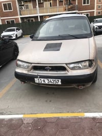 عندي فورد 1998 للبيع 7 راكب كير ومحرك كامري ابو الجف نضيفات جدا داخل ن...