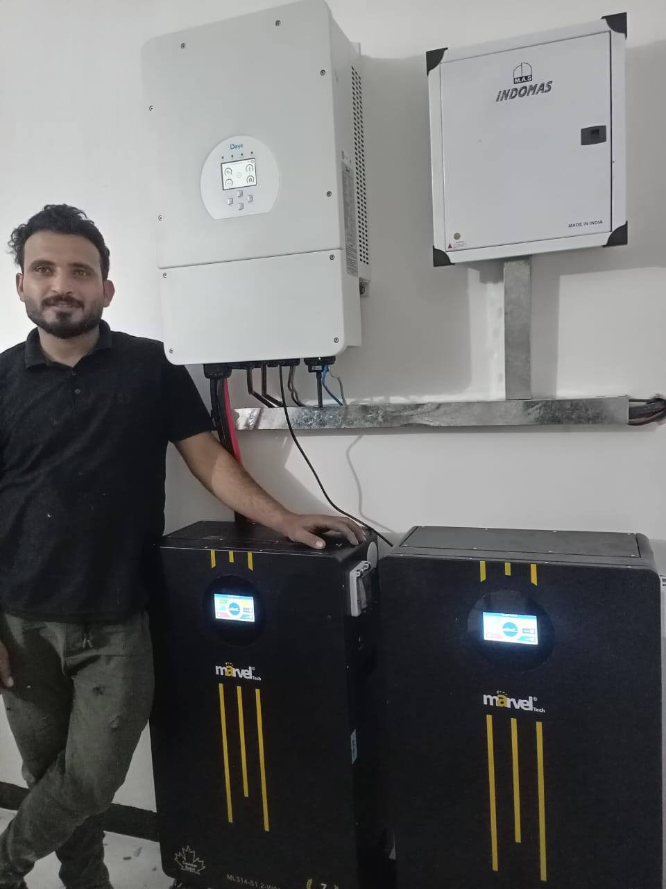 #عروض مميزة مع تخفيضات هائلة

تم بفضل الله تجهيز و  تنصيب منظومة طاقة شمسية لمنزل الاخ ابو عبدالعزيز

صلاح الدين
قضاء تكريت

     16 لوح لونجي 615 واط
انفيرتر من ديا 12 كيلو واط
بطارية مارفل  16 كيلو واط عدد2
  

 م. عامر البشير
***********
حارث البشير 
***********
د. جاسم الحسن 
***********
م. بلال طالب 
***********
