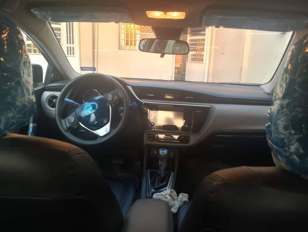 السلام عليكم كورلا 2017للبيع
وارد امريكي
بجم كبس 
حادث بالجنطه بدون دواخل 
ماشيه 97 ميل حقيقي
رقم جديد ديالى بسمي سنويه لل 29
لايت زينون
كامره 
كشنات جلد 
داخل لونين 
بدون اي نواقص 
السعر 138$ بيه مجال بسيط حك الجيه 
***********
الصور الحادث والسونار بالمنشور
