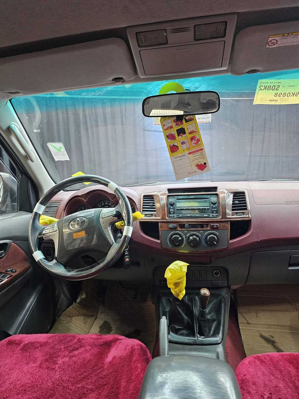 مەرزیە ٢٠١٣
مەکینە سوپەری گاز  ٣٠٠٠ مەرغوب 

نیو بۆنیتی بۆیاغە بێ ناو گرتن بە شەرت 

گێڕو مەکینەی بەشەرت   تازە تەعمیر کراوە هەموی 
 
پێشی توند کراوەتەوە

٤ تایە و ویلی  لۆک 

سەنەوی تا ٢٠٢٨ تازەیە 

هەموو گیانی بە شەرت  بێ تەقەو رەقەیە

١٦٨ گەڵا 

***********
